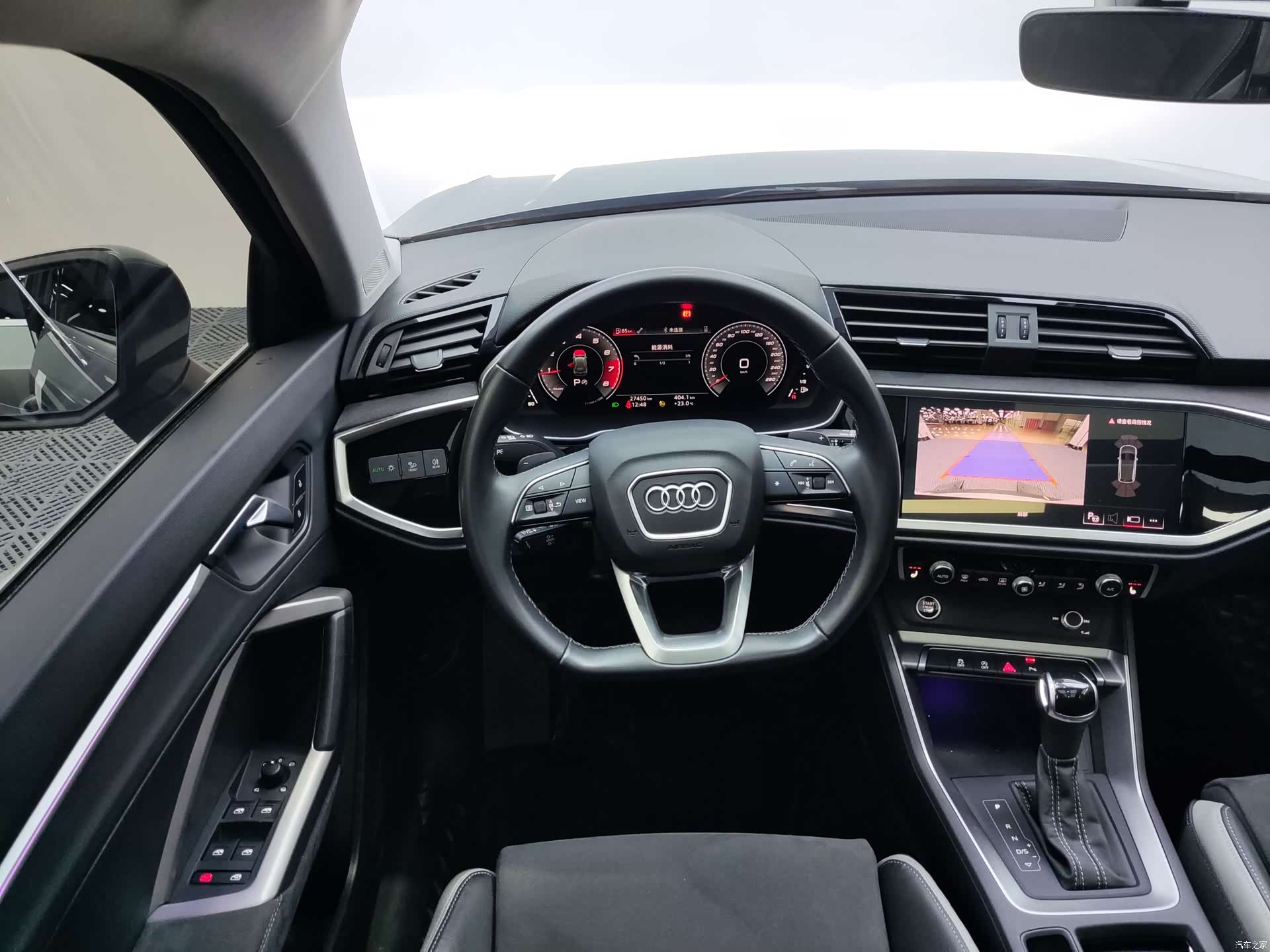 Audi Q3, 2023 14