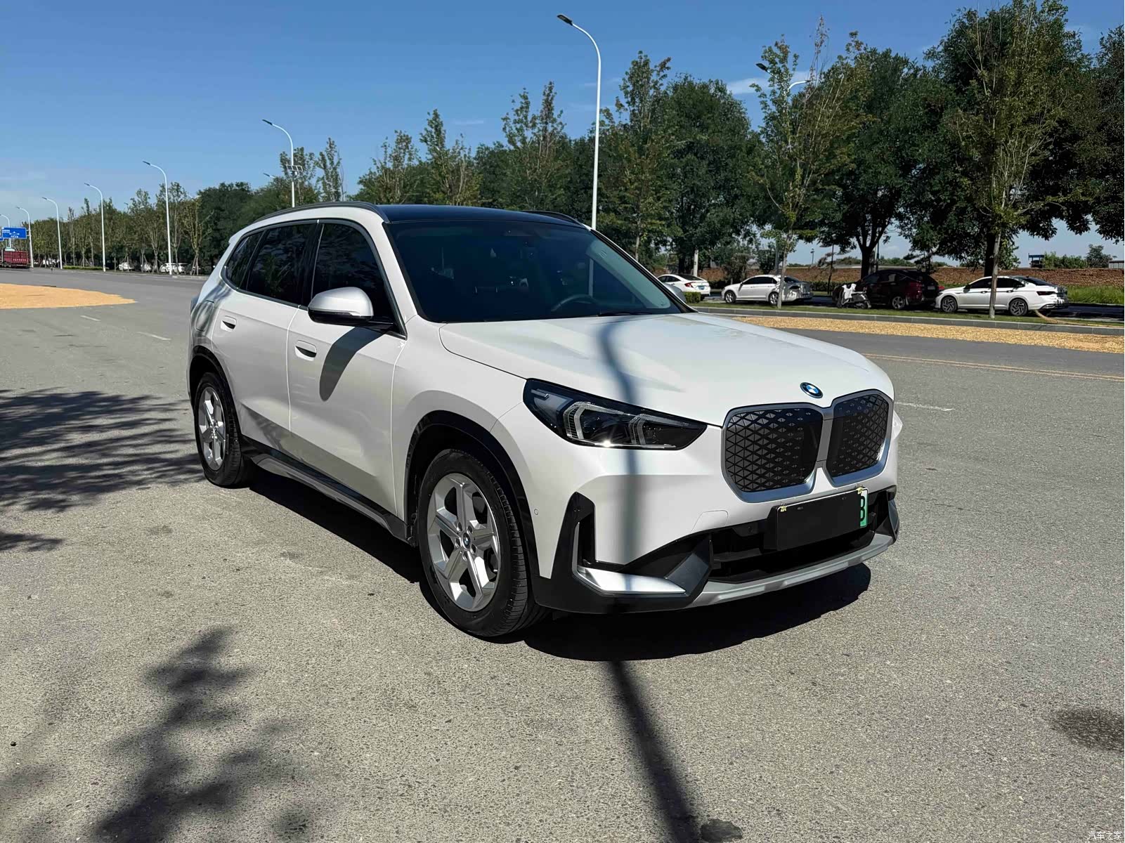 BMW iX1, 2024 3
