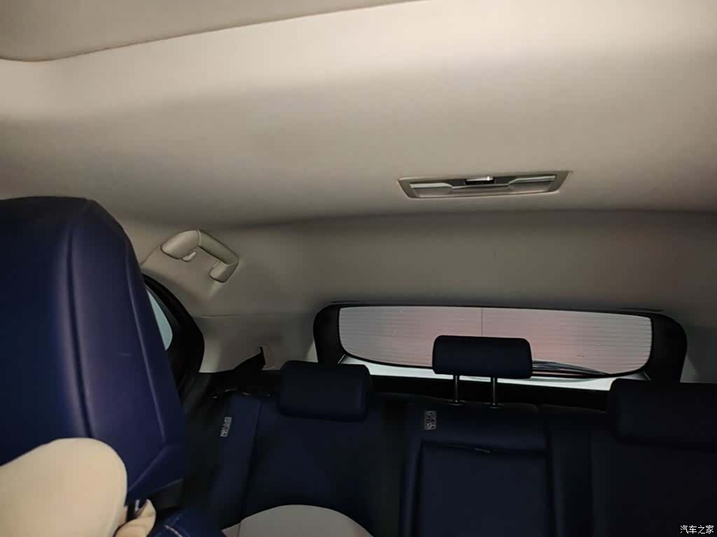 Lexus UX, 2020 14