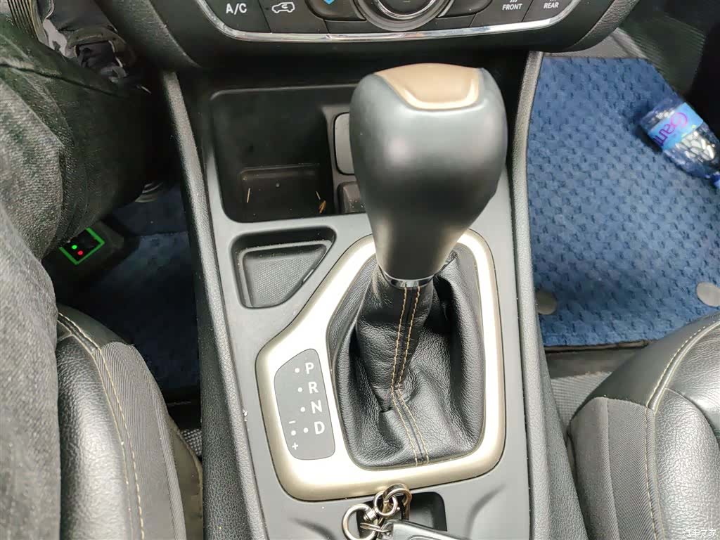 Jeep Cherokee, 2017 14