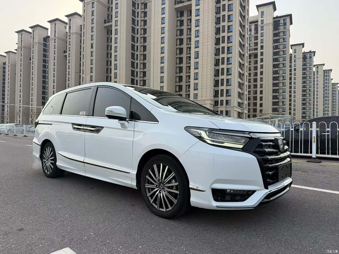 Honda Elysion, 2023 3