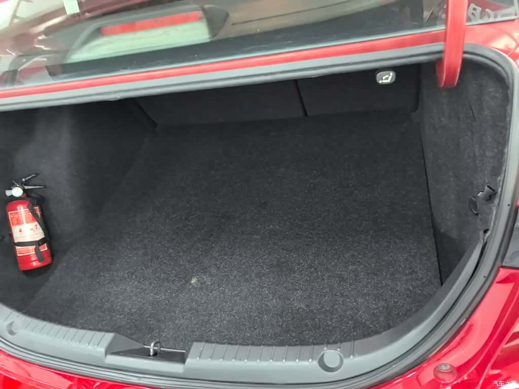 Mazda Mazda3, 2017 19