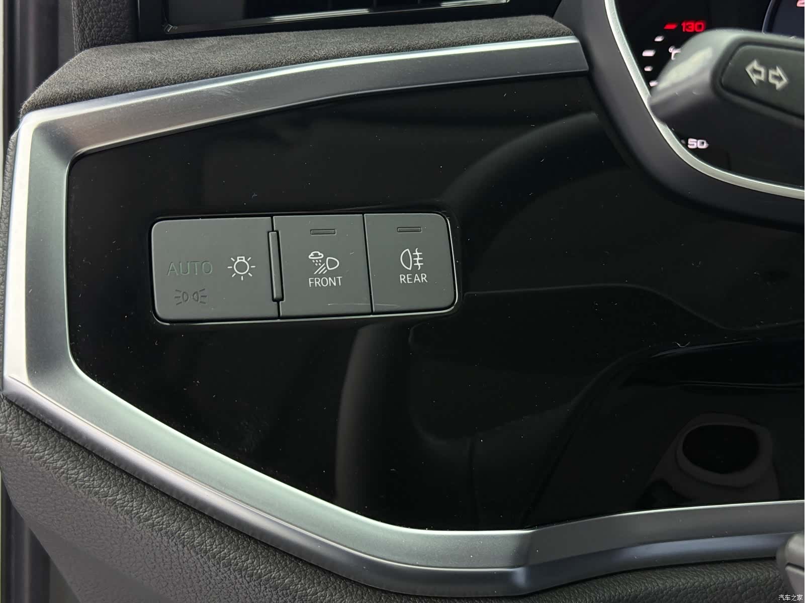 Audi Q3, 2023 19