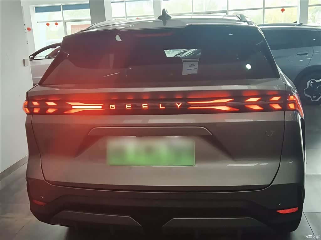 Geely Galaxy L7, 2024 6