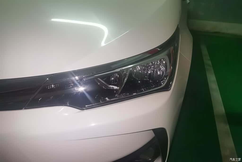 Toyota Corolla, 2018 все фото