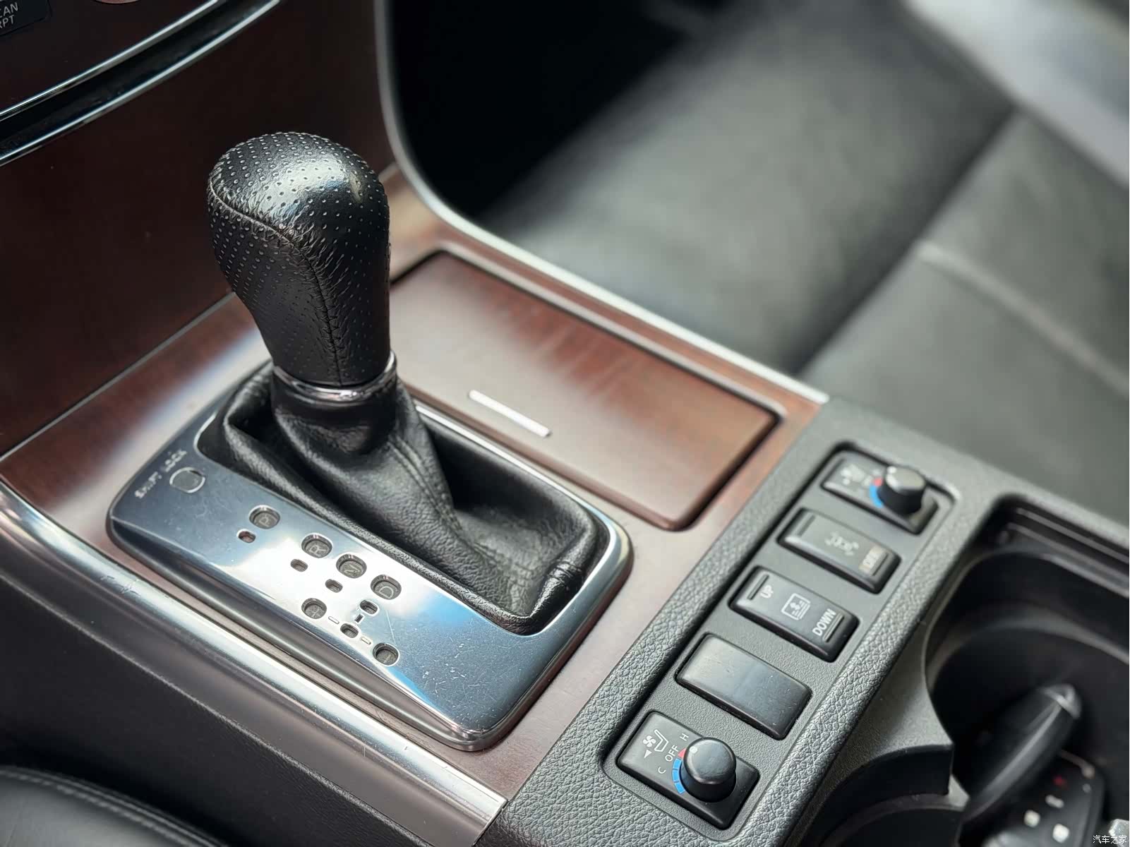 Infiniti M35, 2009 12