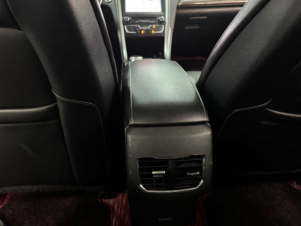 Ford Mondeo Ford Mondeo