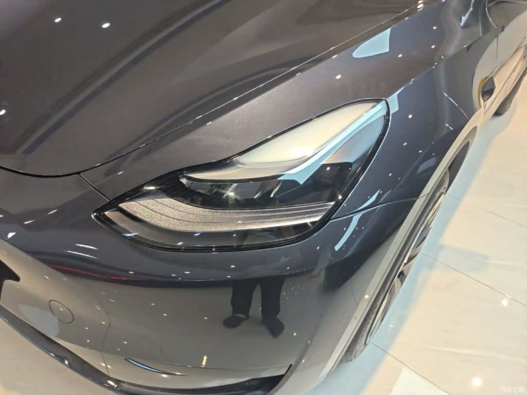 Tesla Model Y, 2024 24