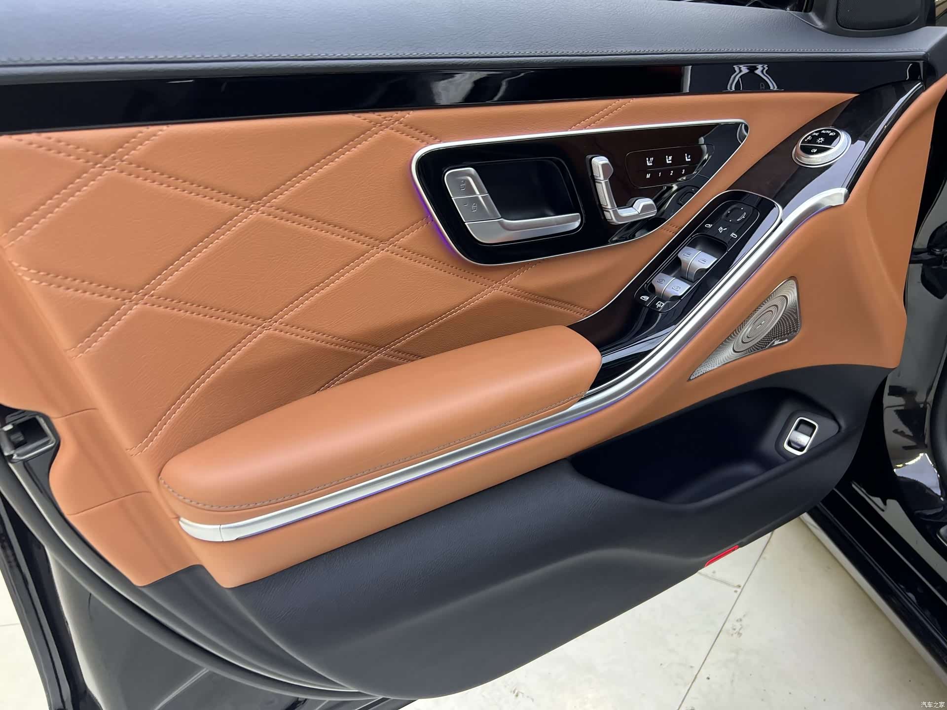 Maybach S-Class, 2023 10