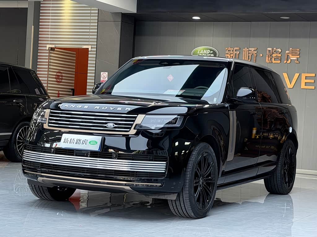 Land Rover Range Rover 2025 3.0 L6 400PS Long Wheelbase