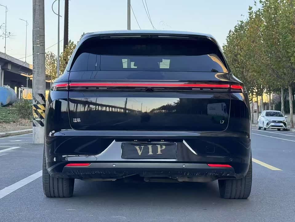 Li Auto Ideal L7