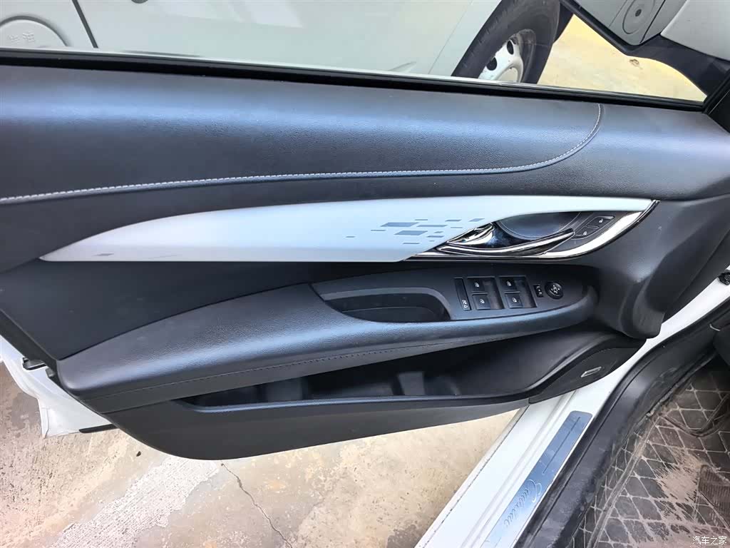 Cadillac ATS-L, 2018 7
