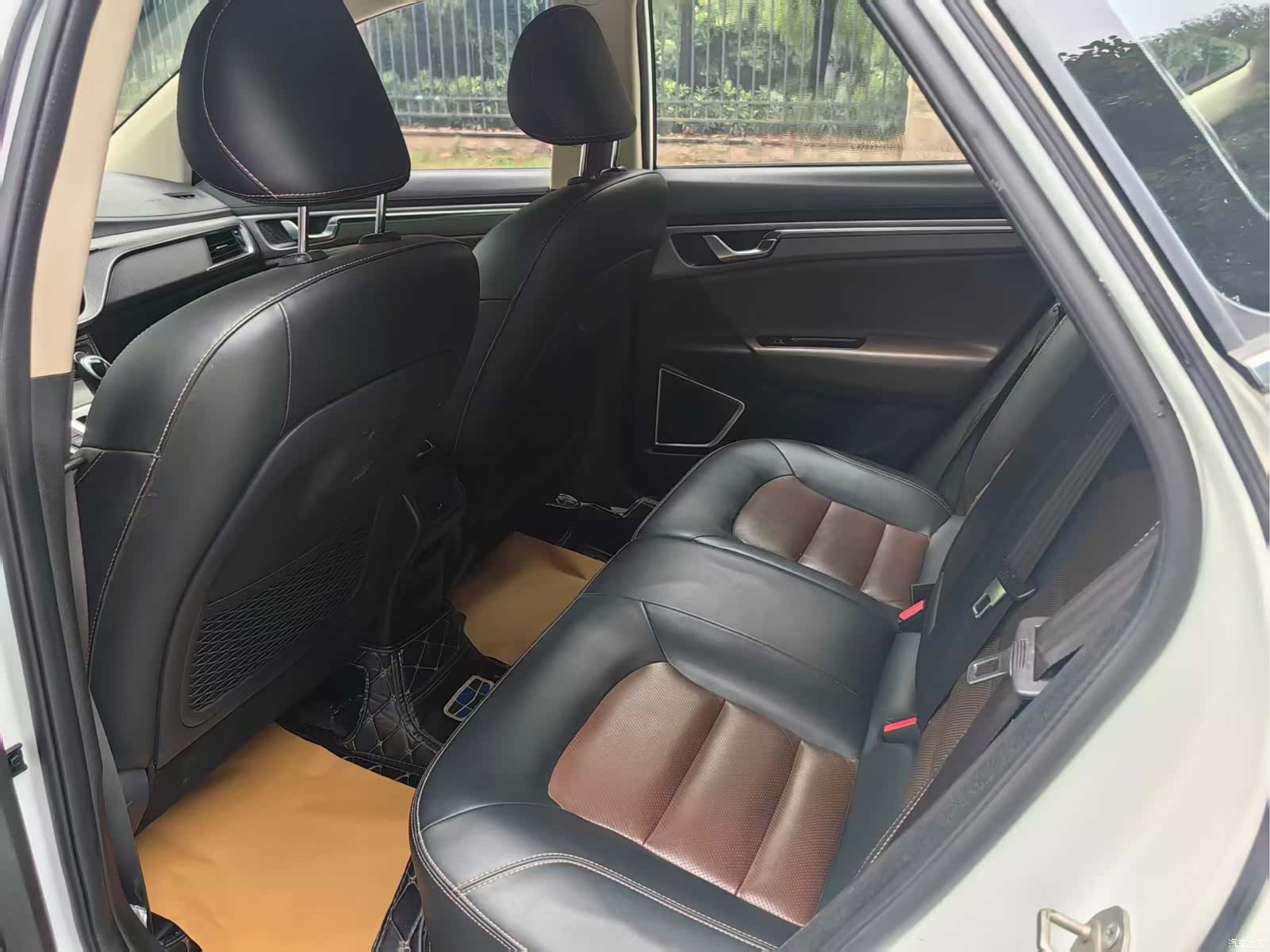 Geely Emgrand, 2017 11