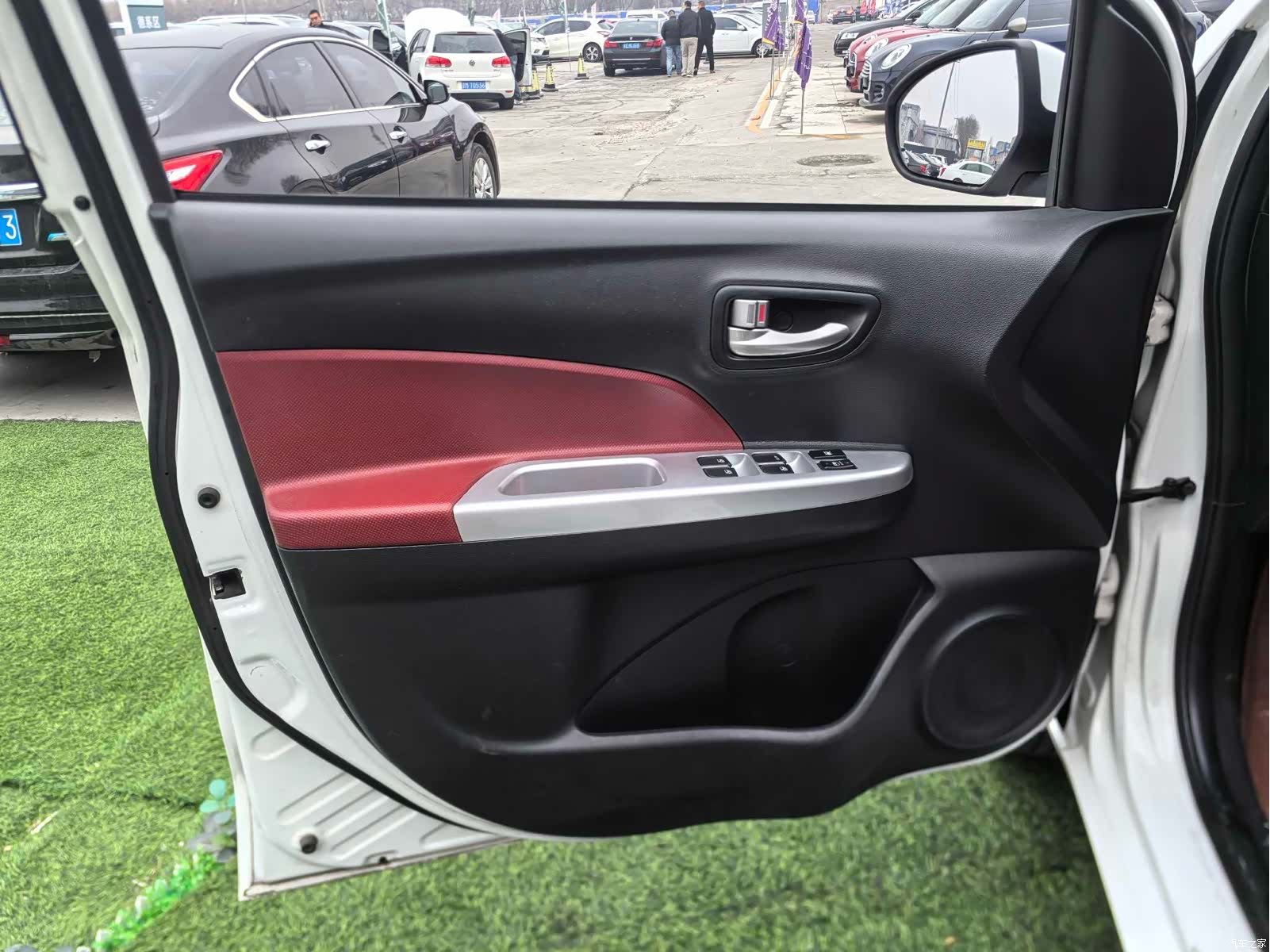 Changan EV360, 2019 все фото