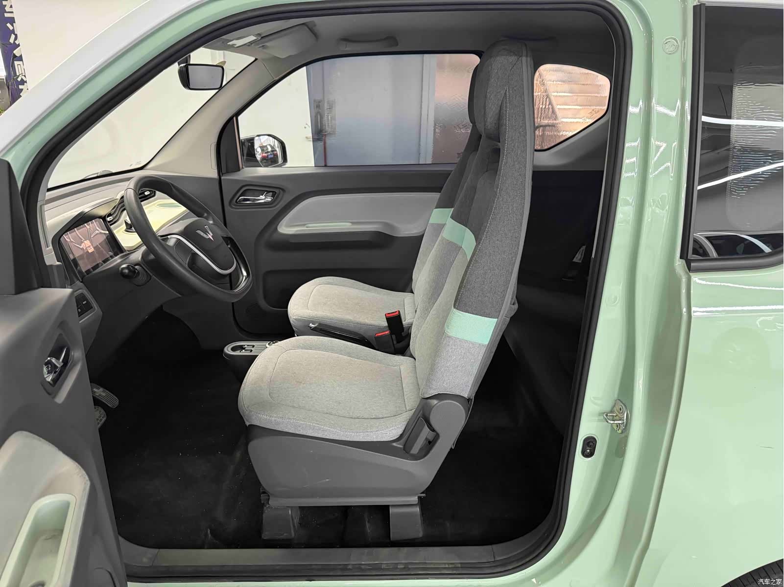 Wuling MINIEV, 2022 все фото