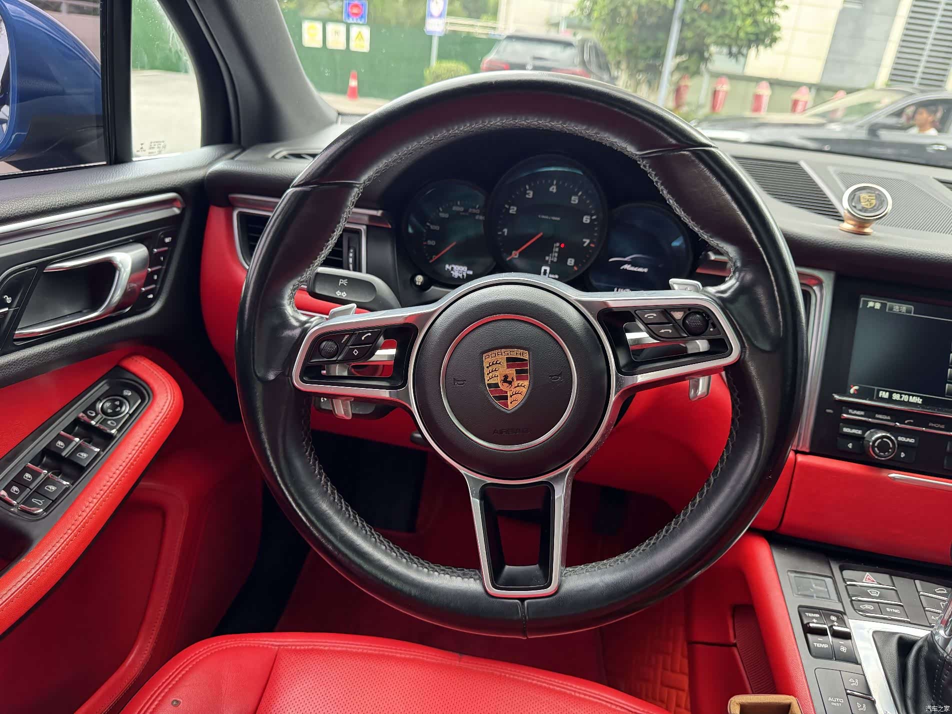 Porsche Macan, 2016 8