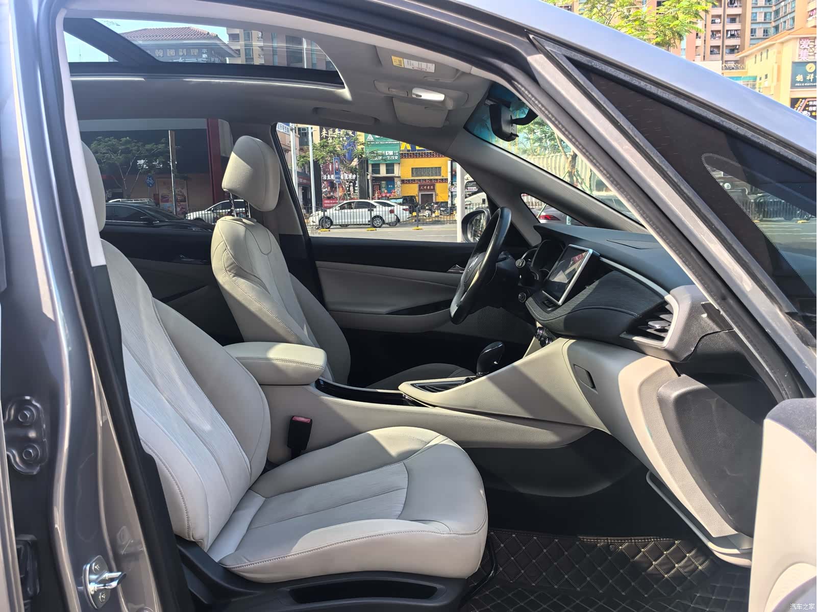 Buick GL6, 2018 12