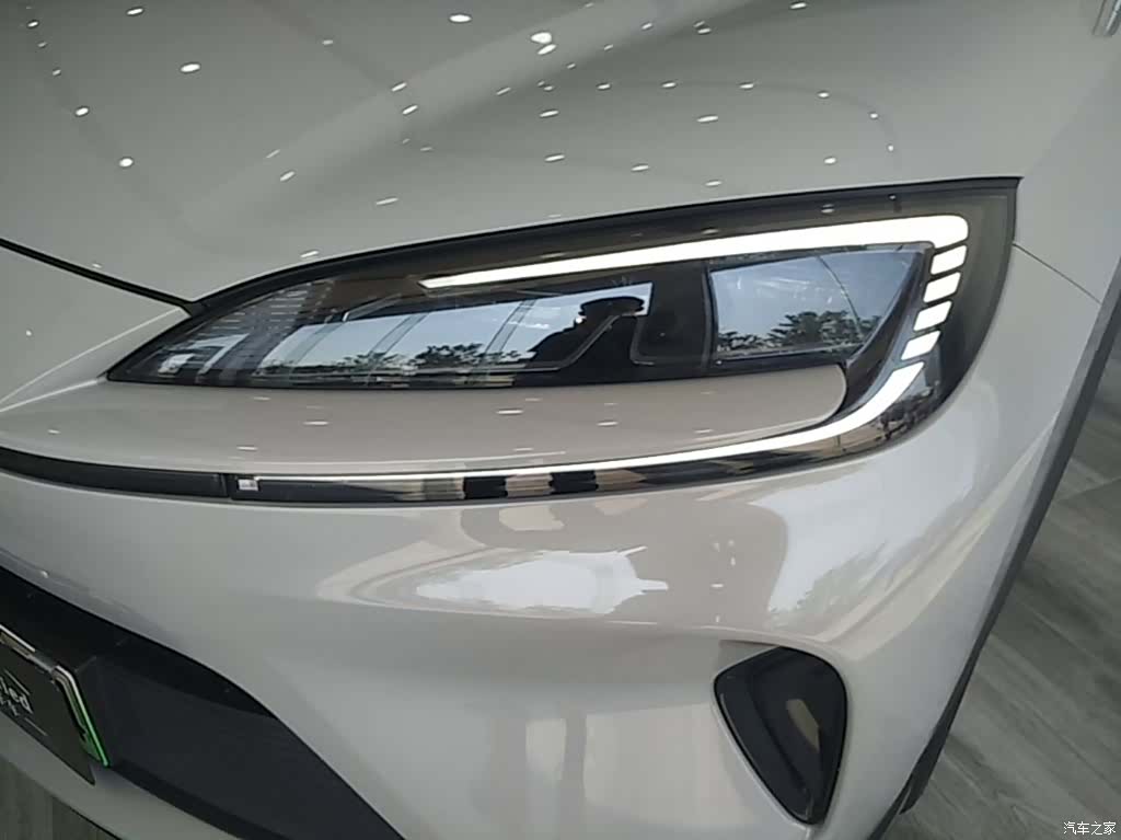BYD HiAce, 2025 24