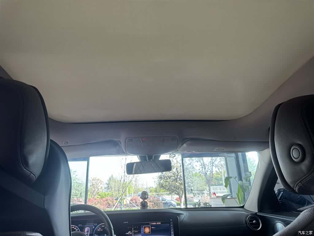 Mercedes-Benz E-Class, 2019 16