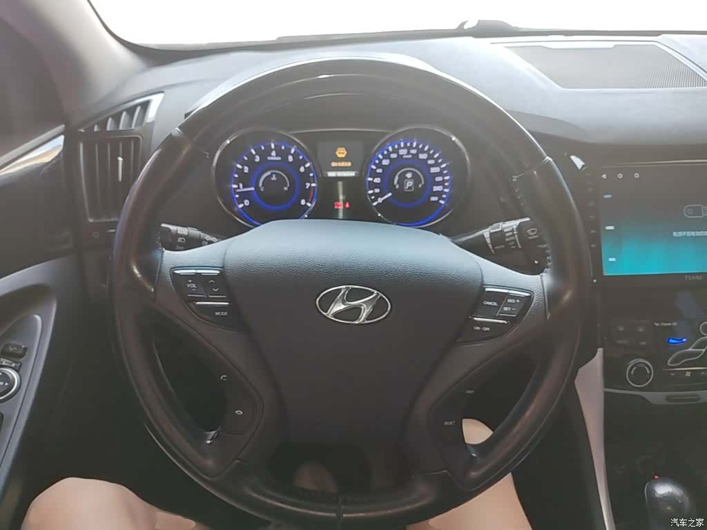 Hyundai Sonata, 2014 11