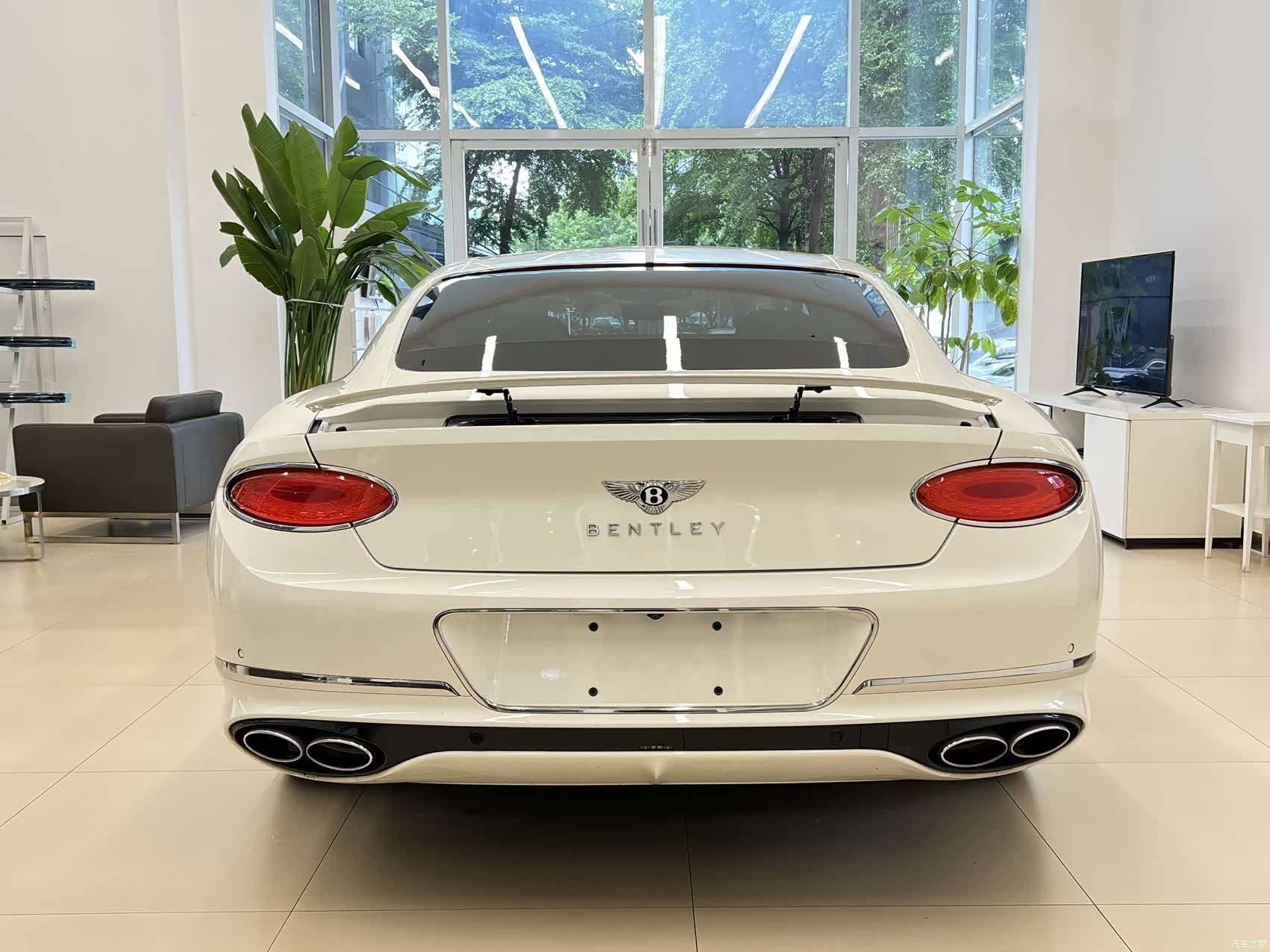 Bentley Continental GT, 2024 7