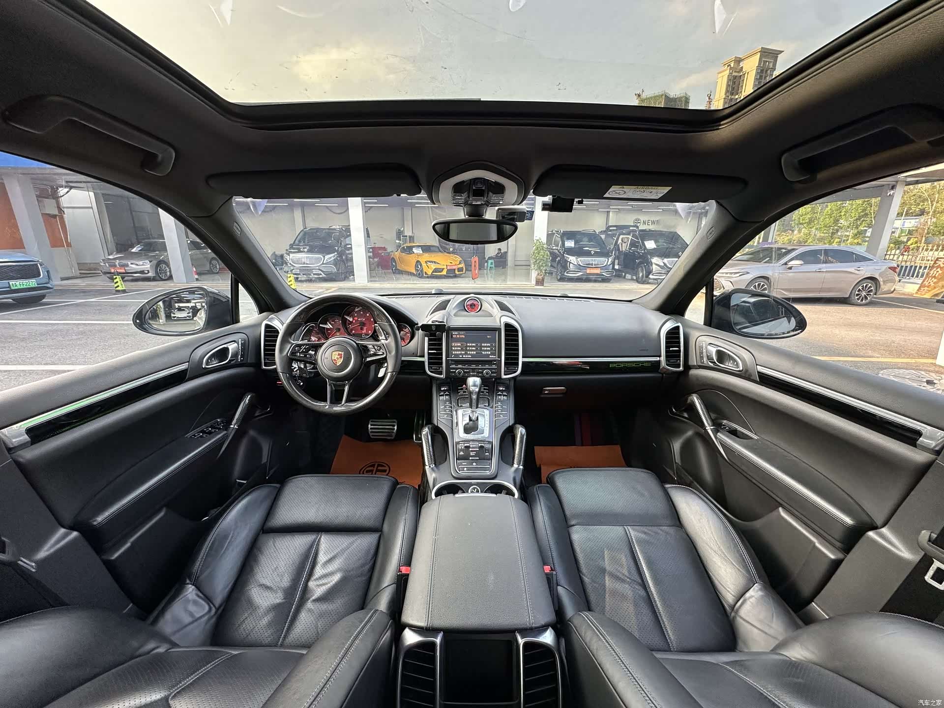 Porsche Cayenne, 2015 10