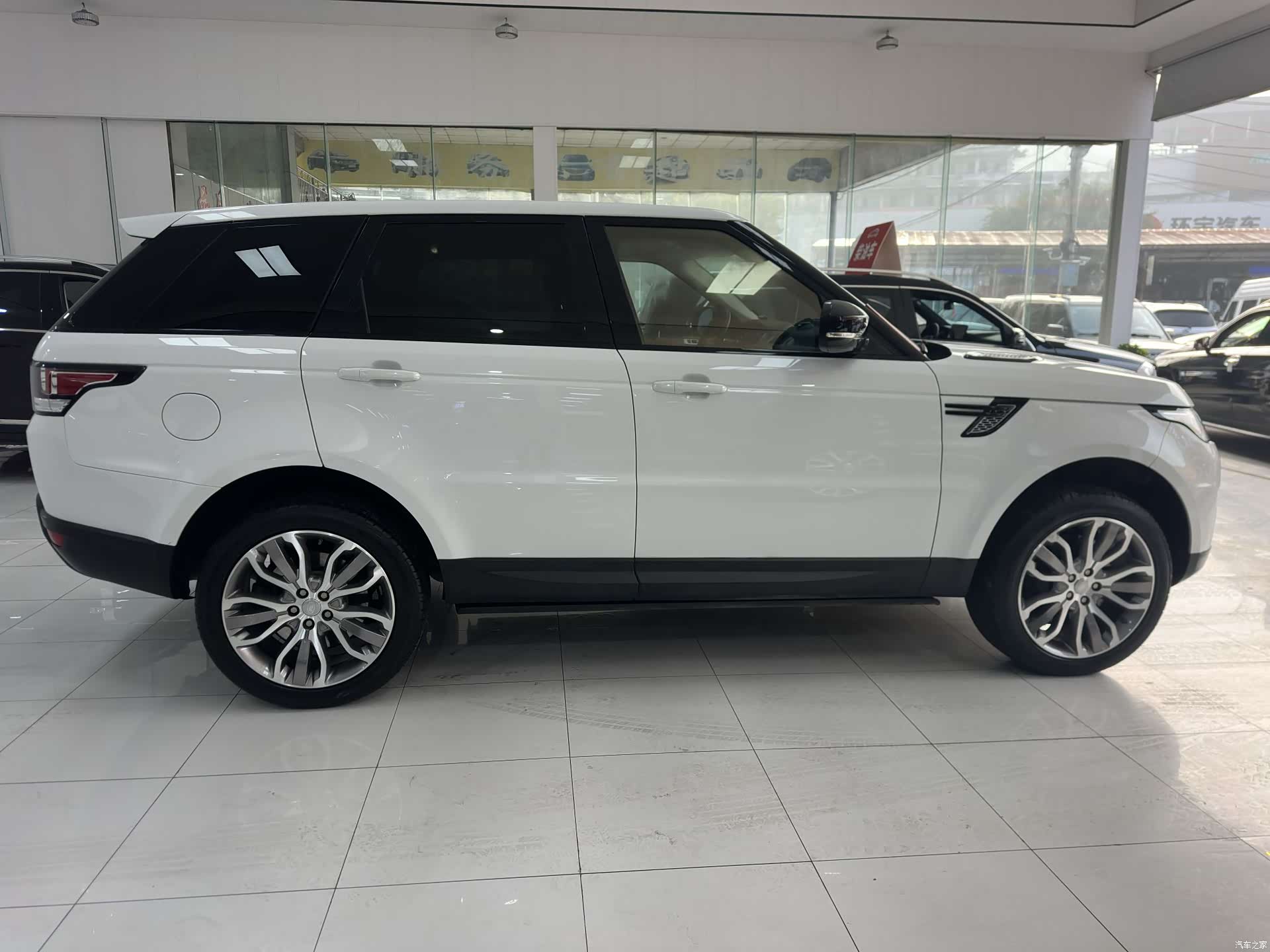 Land Rover Range Rover, 2015 20
