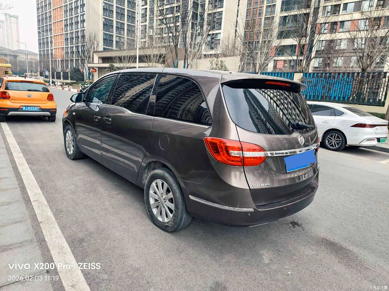 Buick GL8, 2017 все фото