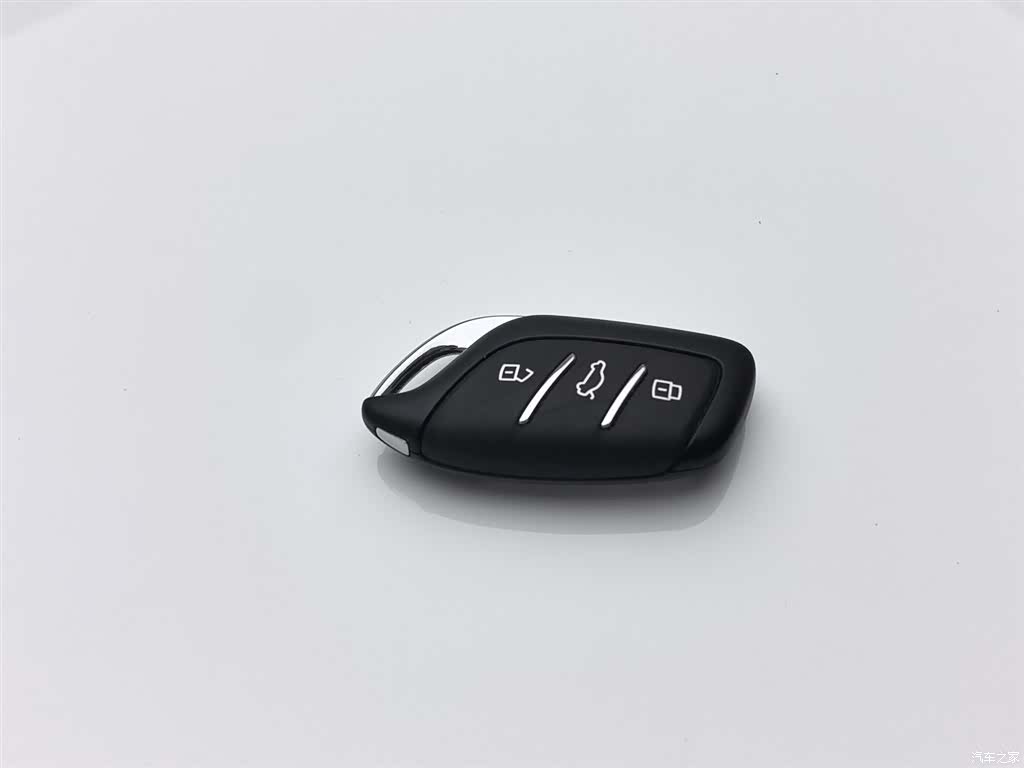 Roewe i5, 2025 19