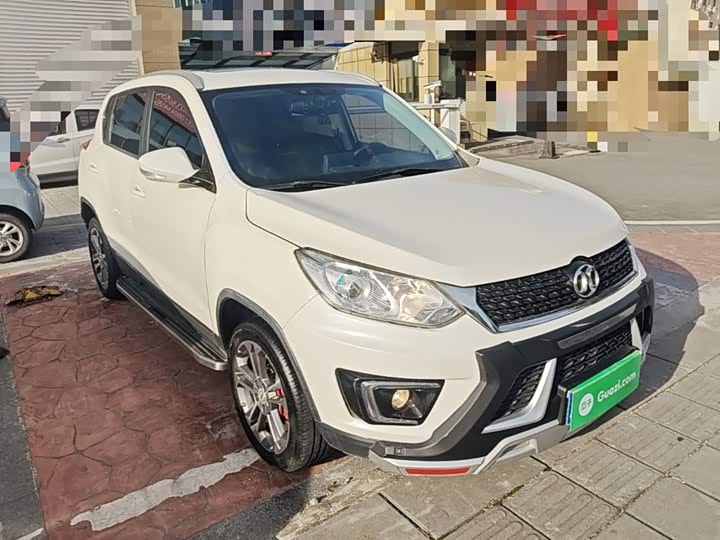 BAIC shen bao X35 2016 1.5L АКПП Luxury
