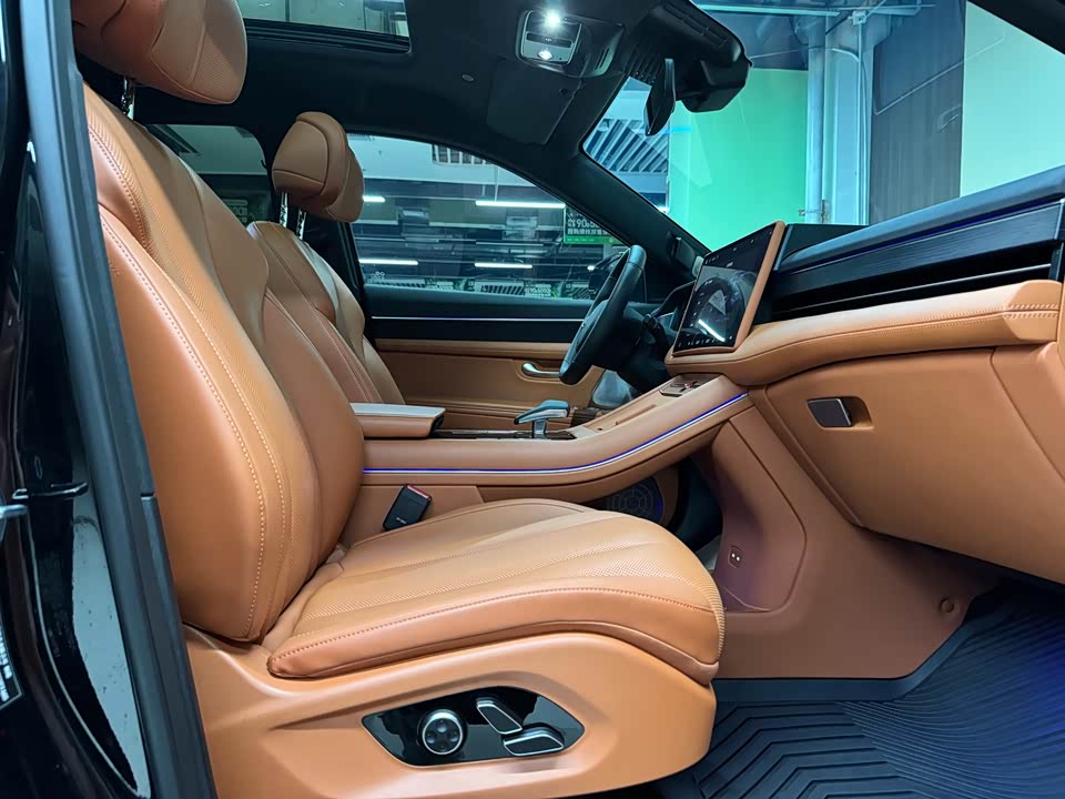 AITO Ask the world M7