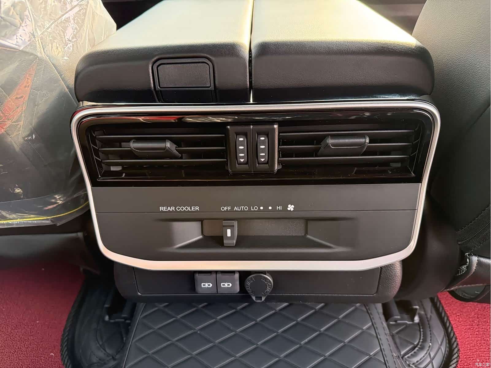 Toyota Land Cruiser, 2026 22