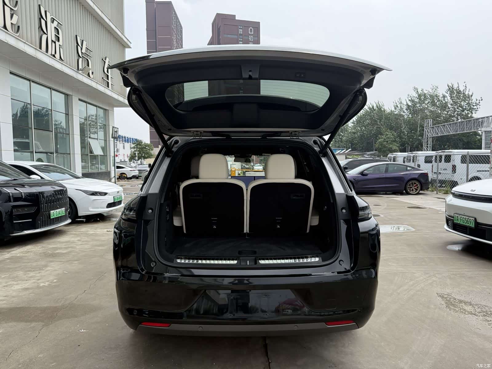 Li Auto L8, 2022 8