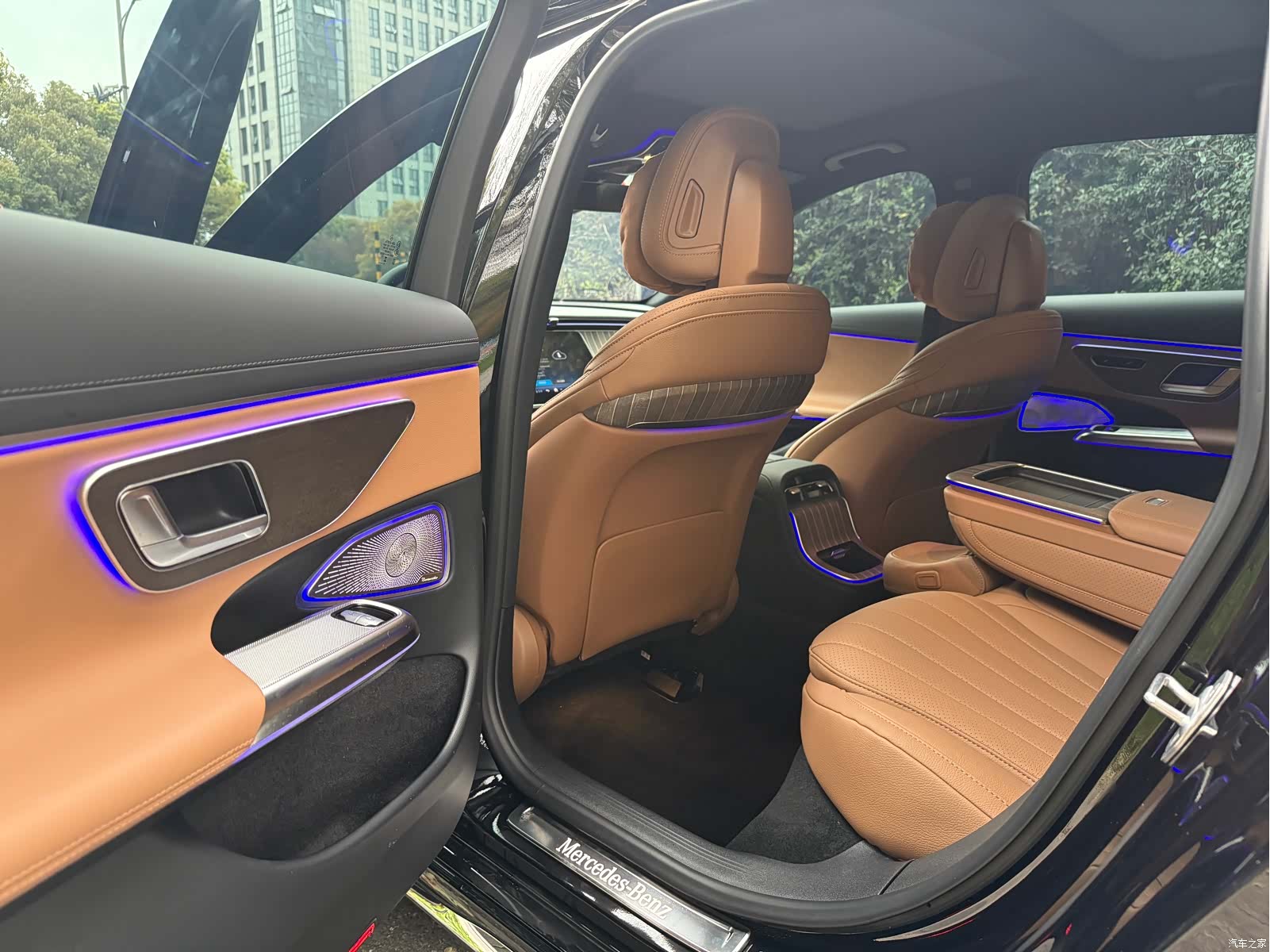 Mercedes-Benz E-Class, 2026 6
