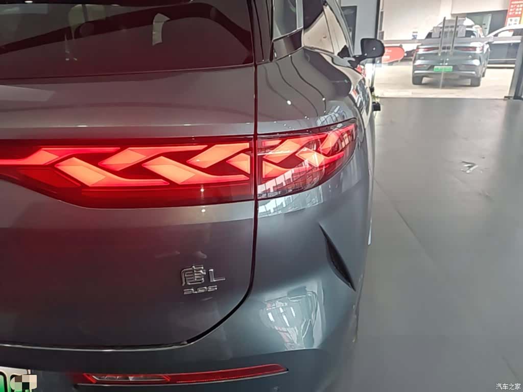 BYD Tang, 2025 8