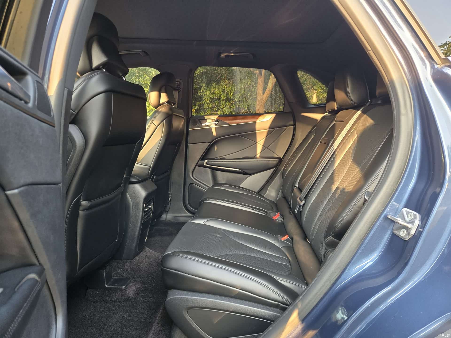 Lincoln MKC, 2019 8