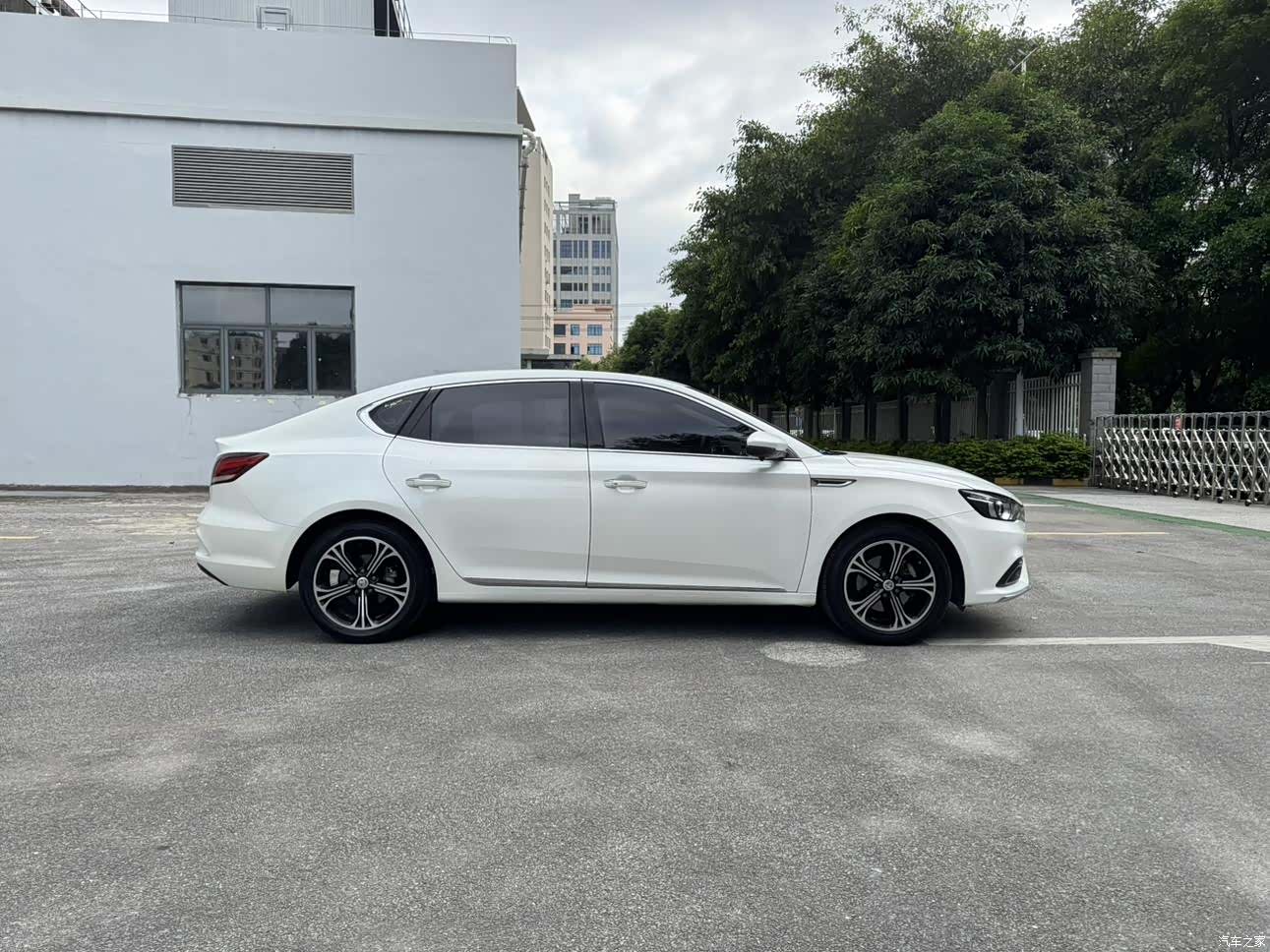 MG MG6, 2018 31