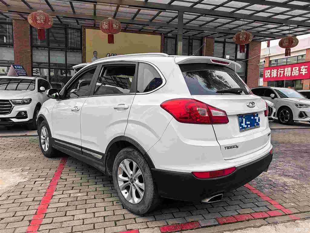 Chery 5, 2015 4
