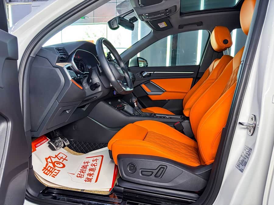 Audi Q3 2024, фото 5