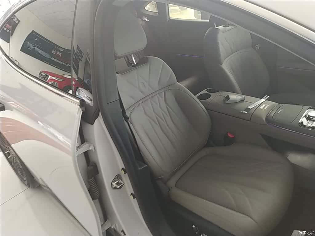 Geely 8, 2025 25