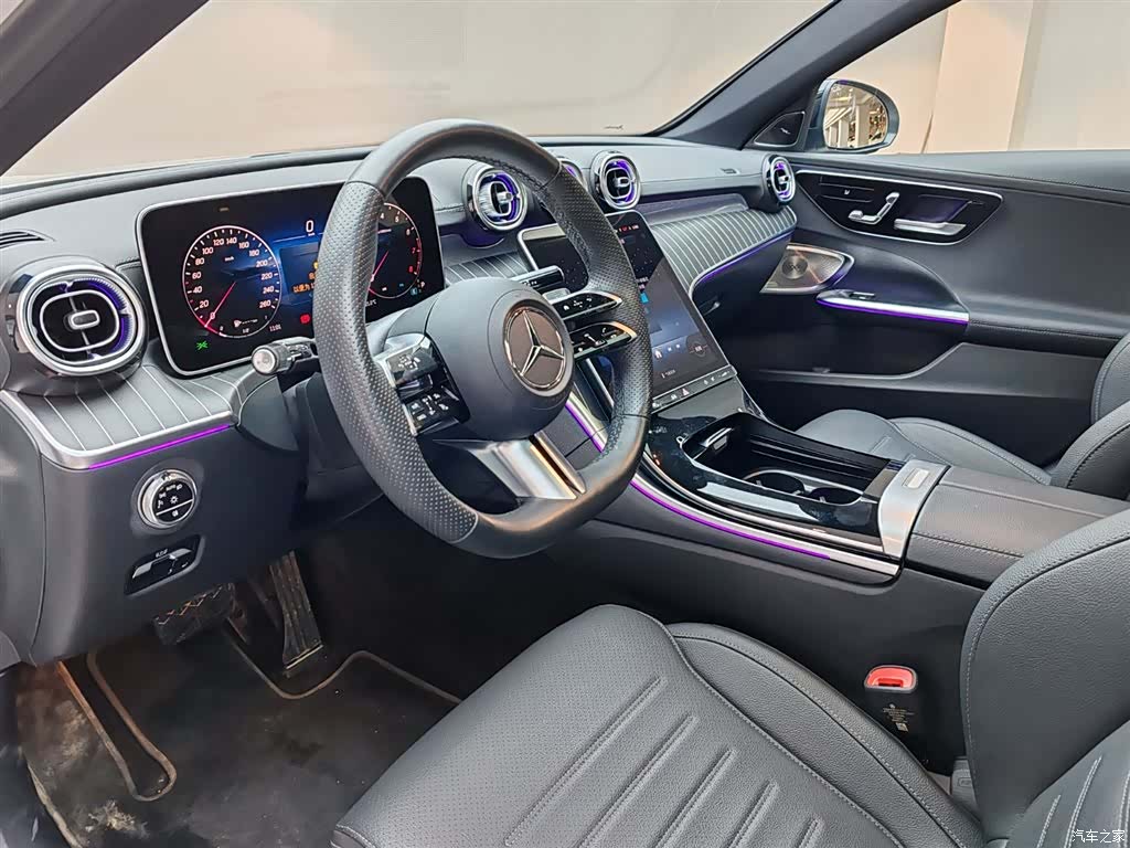 Mercedes-Benz C-Class, 2024 8