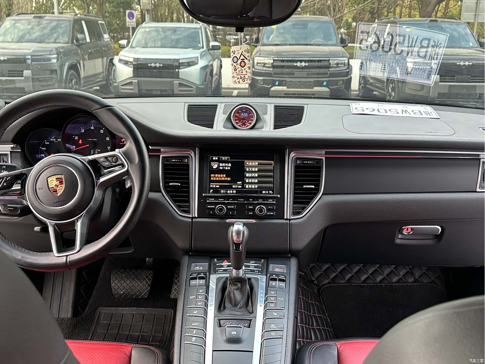 Porsche Macan, 2015 6
