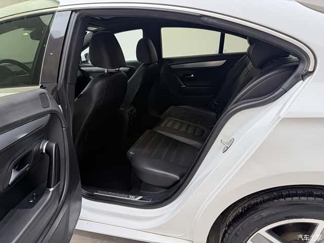 Volkswagen CC, 2017 13