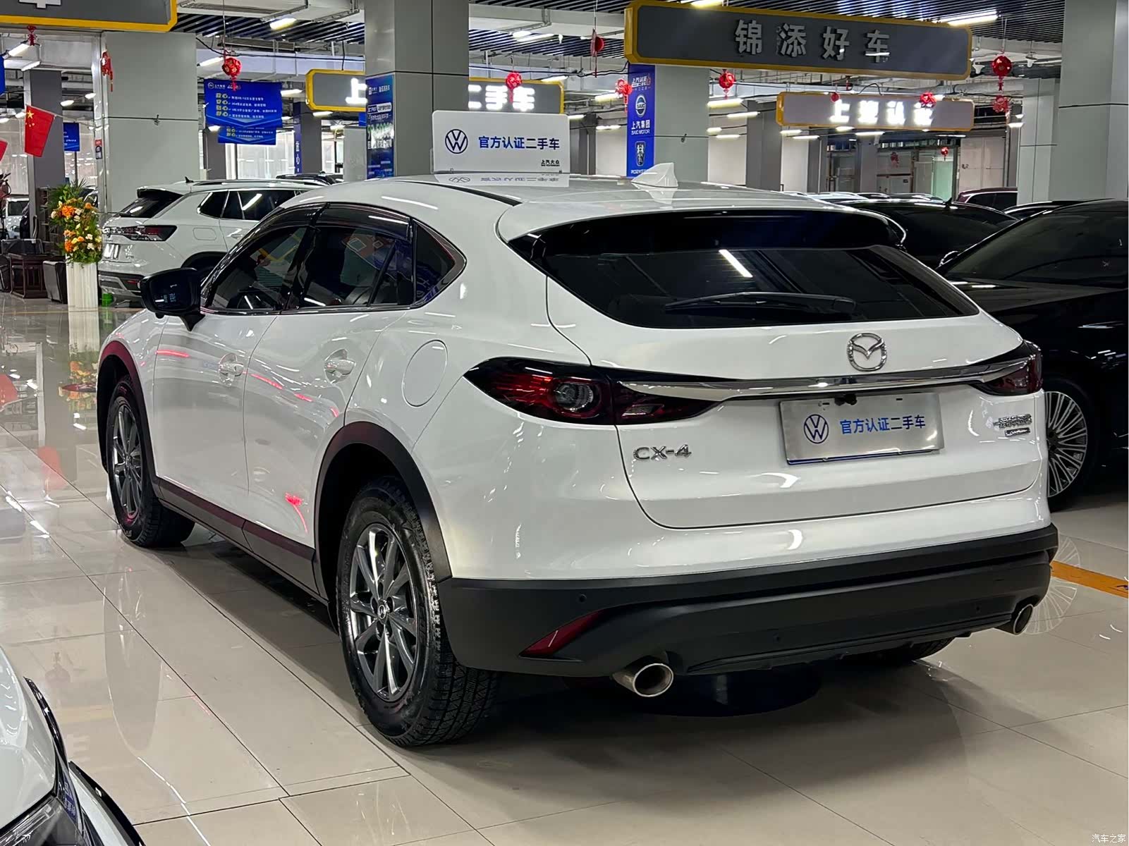 Mazda CX-4, 2023 6