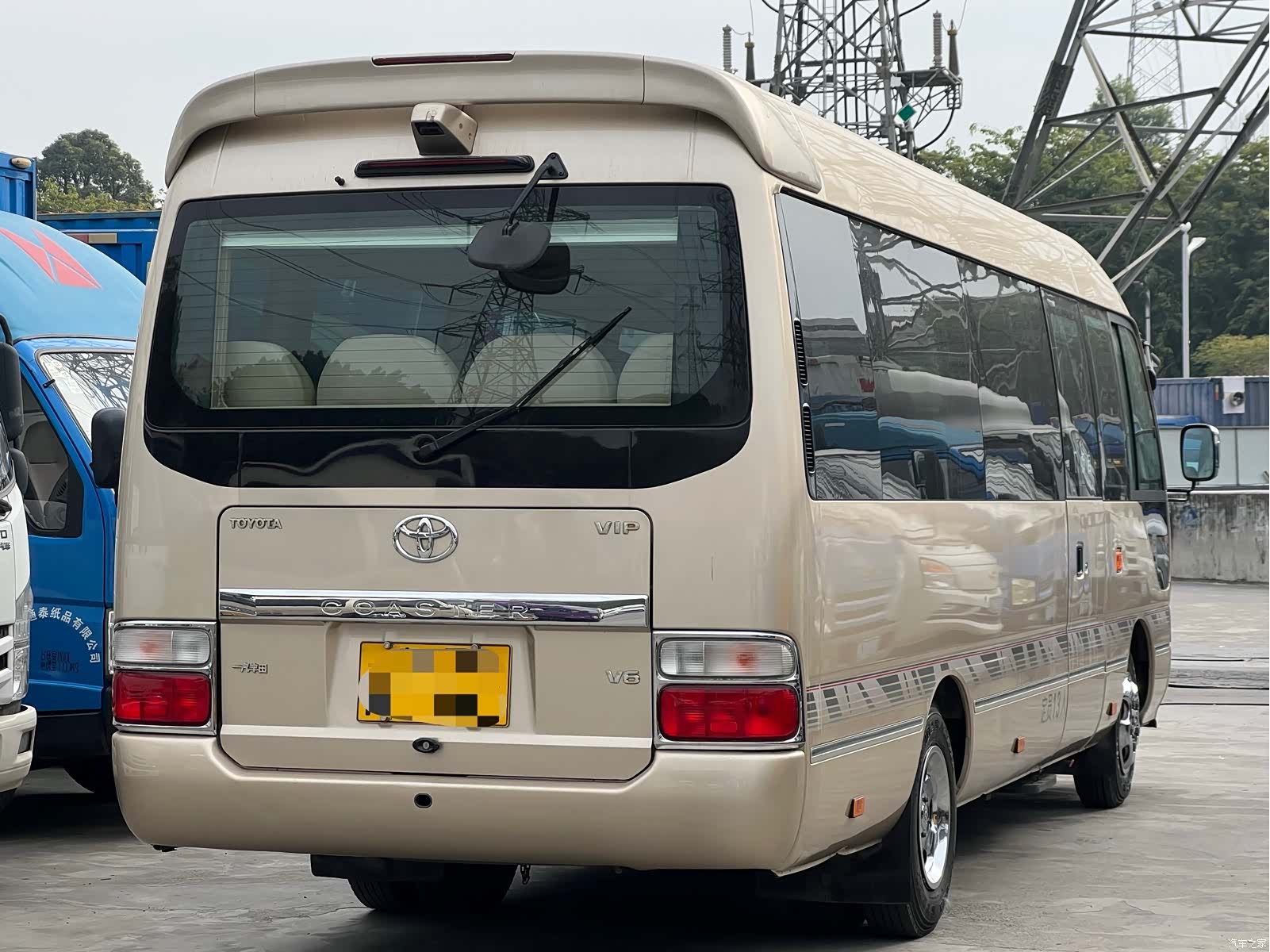 Toyota Coaster, 2017 4