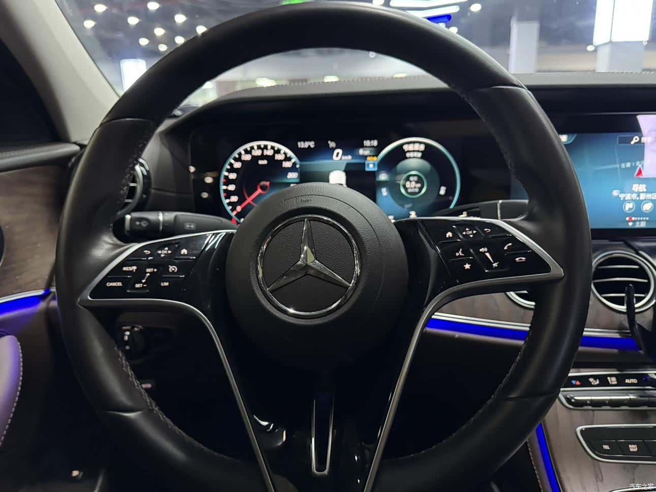 Mercedes-Benz E-Class, 2022 12