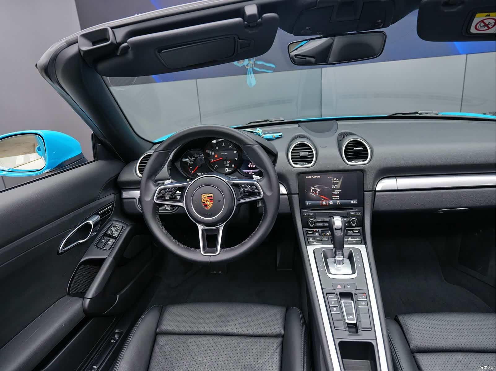 Porsche Boxster, 2017 11