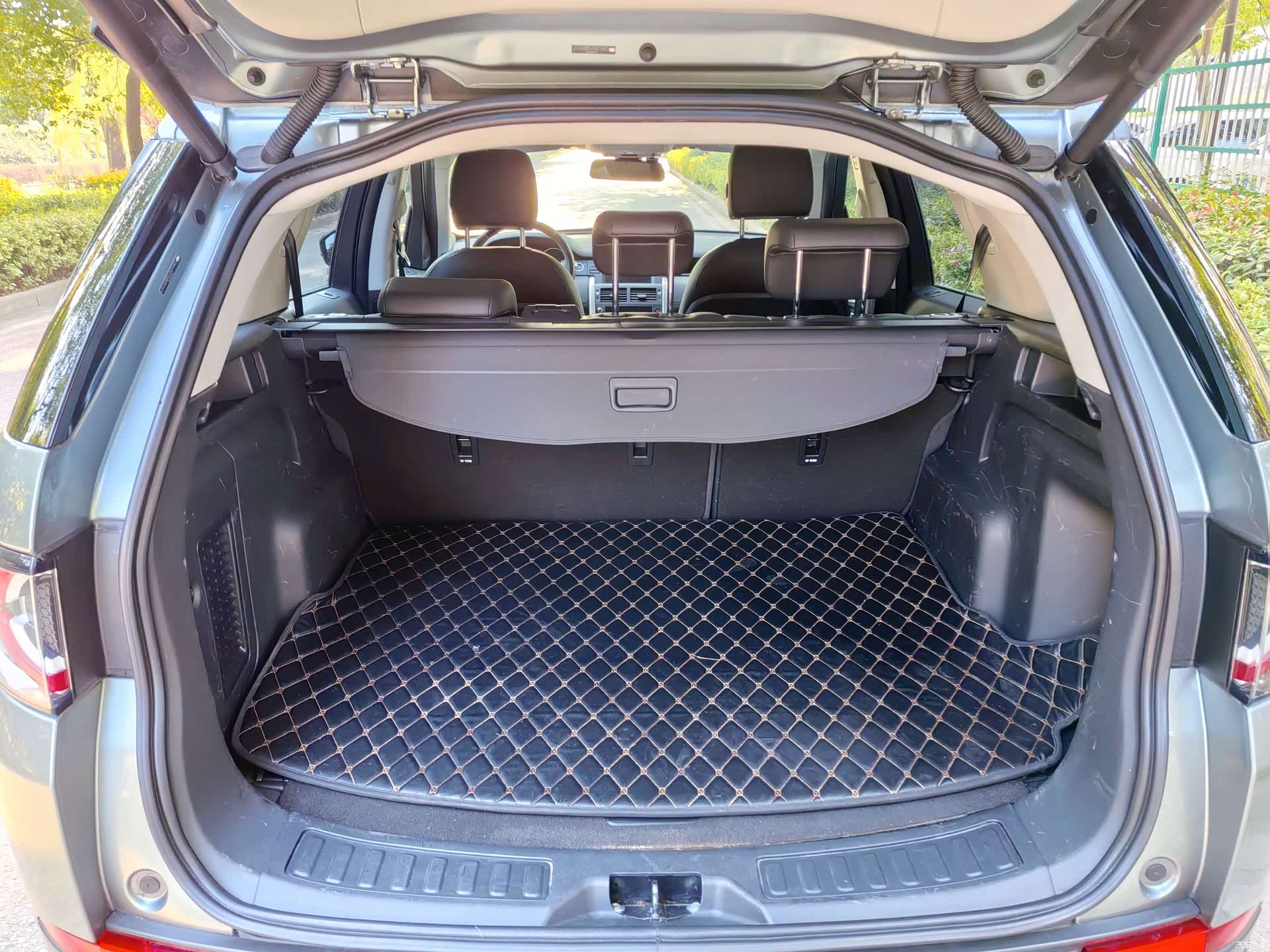 Land Rover Discovery, 2019 14