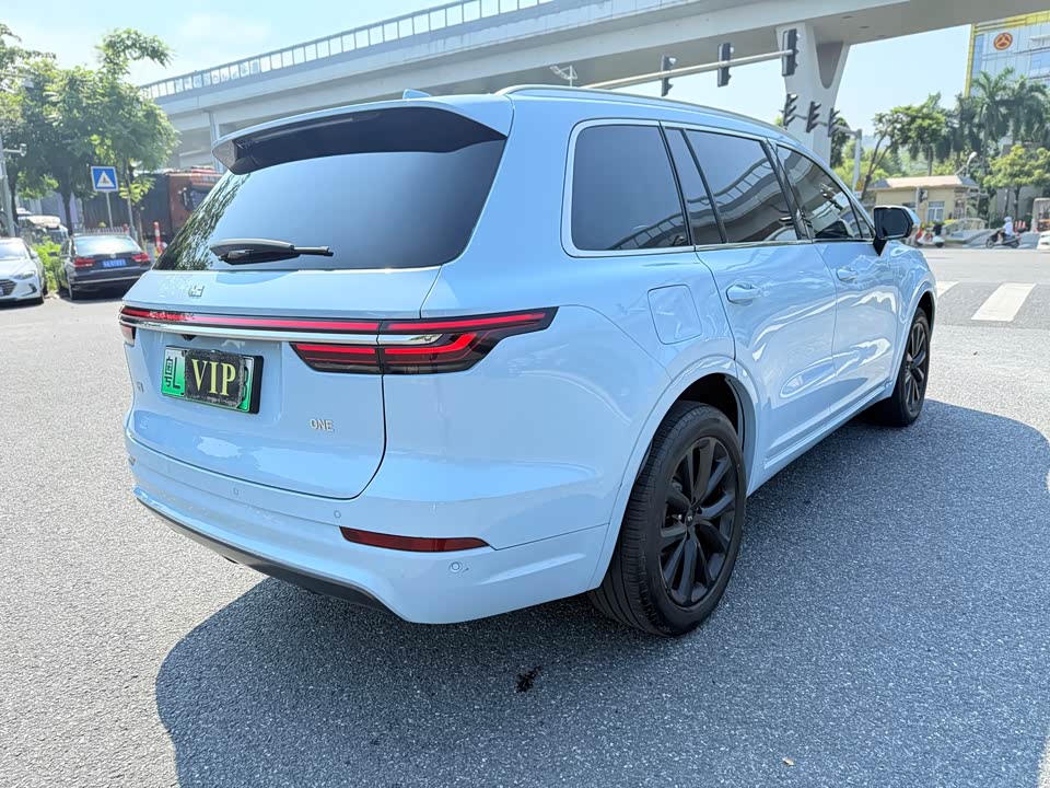 Li Auto Ideal ONE