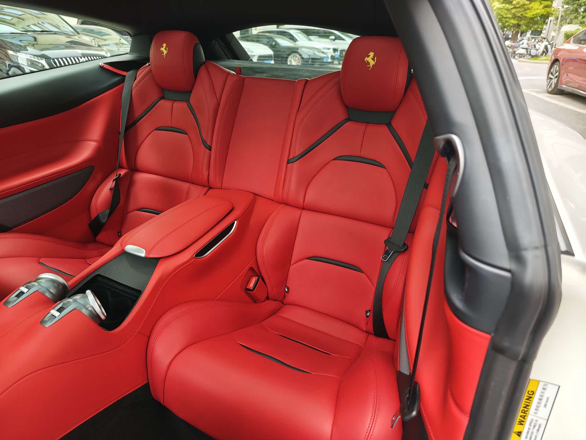 Ferrari GTC4Lus, 2019 12